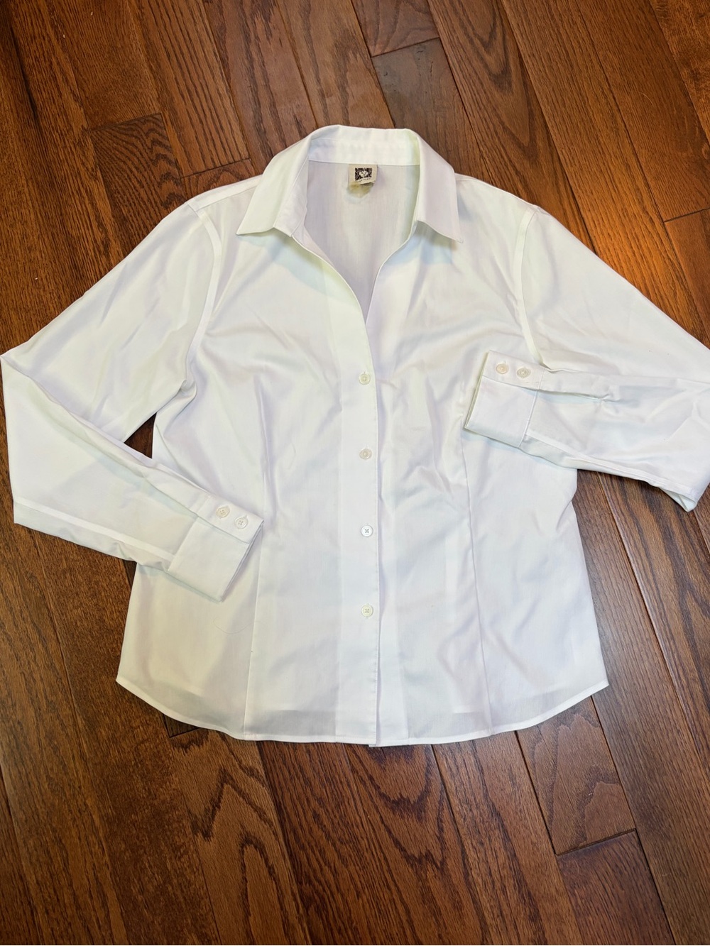 Anne Klein Classic White Long-Sleeve Dress Shirt